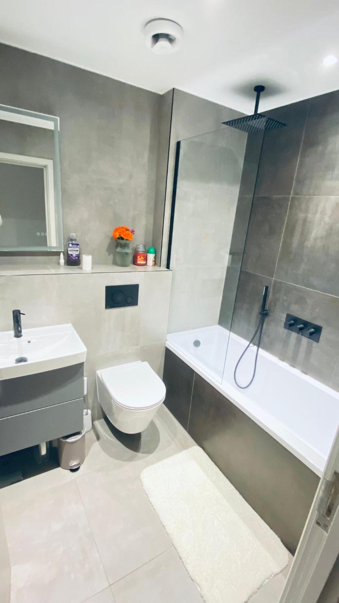 Shadwell - Walking Distance To Tower Bridge, Two Stations In Close Proximity Londýn Exteriér fotografie